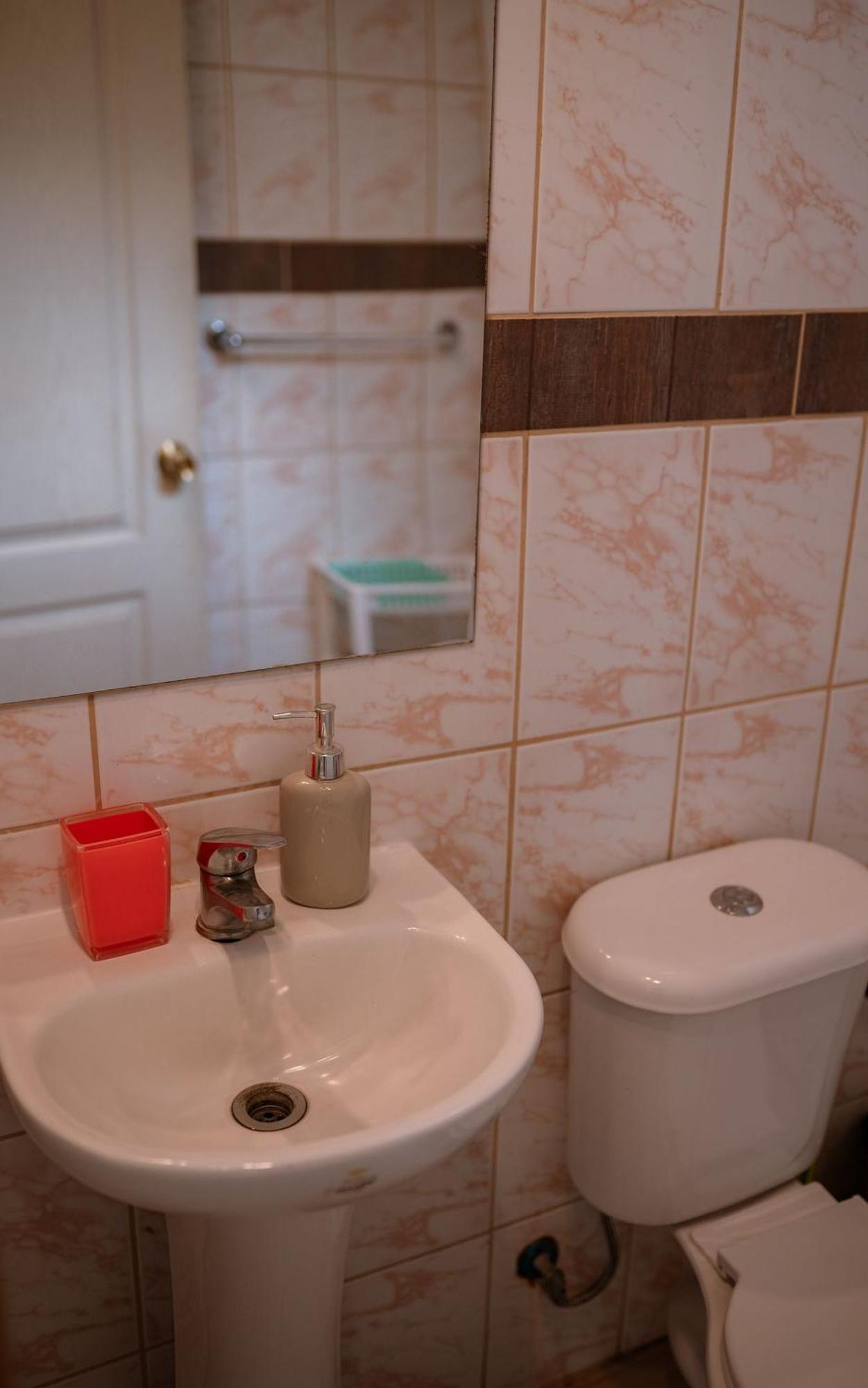 Cabanas Vaiora Hanga Roa Esterno foto