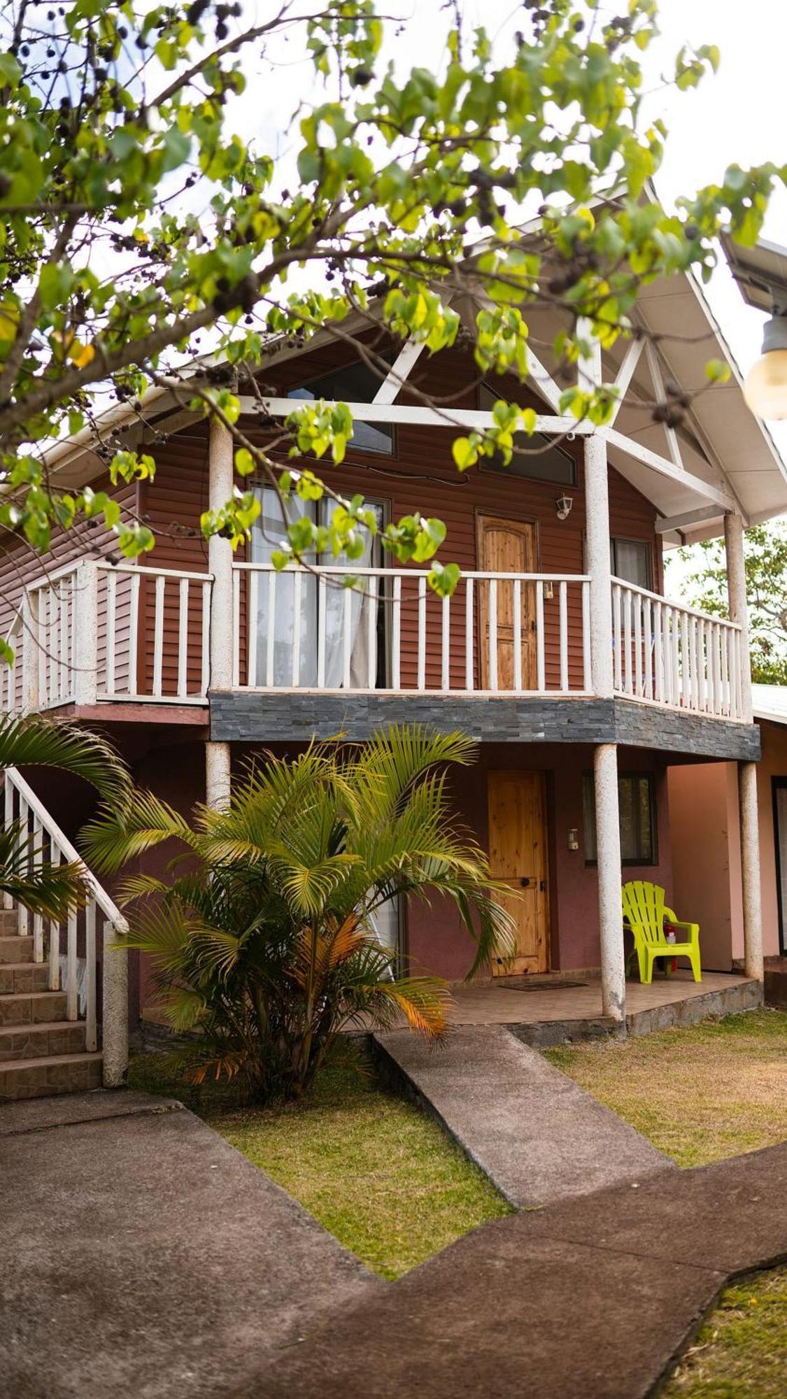 Cabanas Vaiora Hanga Roa Esterno foto